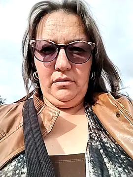 -saraqueen- online show from December 2, 9:06 pm