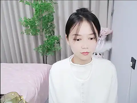 mili0923 online show from October 24, 2:13 pm