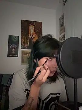 sukulaurens online show from June 14, 7:53 am