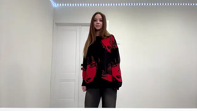 EhtelBiondi online show from October 20, 8:17 am