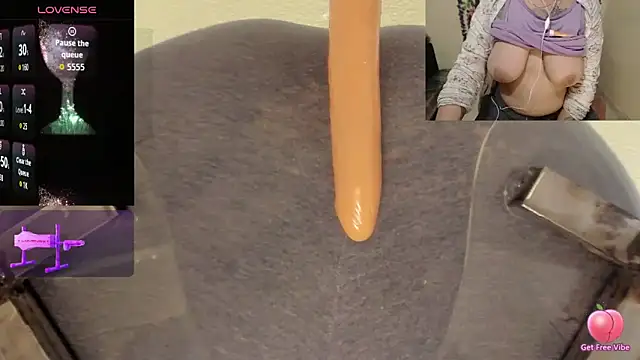 Lunabunnycreamy online show from February 7, 12:47 am