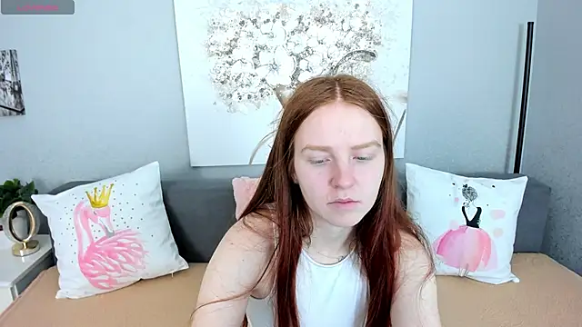 Evarey  online show from November 21, 6:15 am