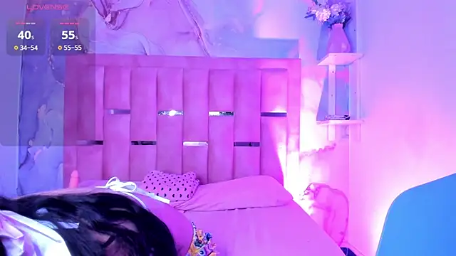 Isis Blaze online show from November 25, 2:58 am