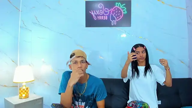 Little nicoll online show from March 22, 1:33 am