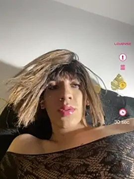 SiaraRealist online show from April 29, 12:03 am