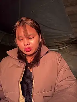 hello-cute online show from January 6, 1:20 am