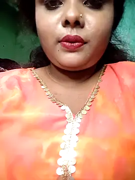 World Top Girl online show from October 27, 2:45 pm