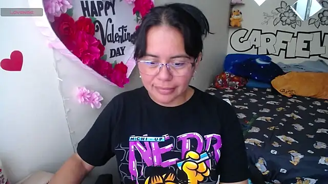 Miss  kendra  online show from June 1, 1:46 pm
