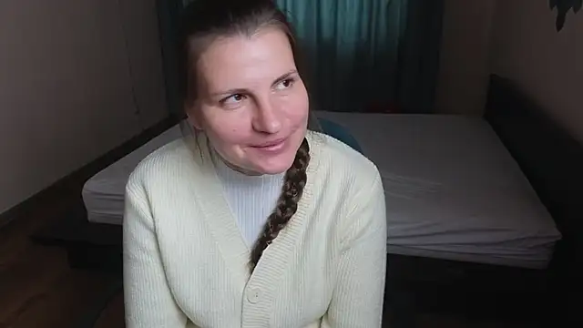 Mirabelle Velvet online show from October 10, 6:40 am