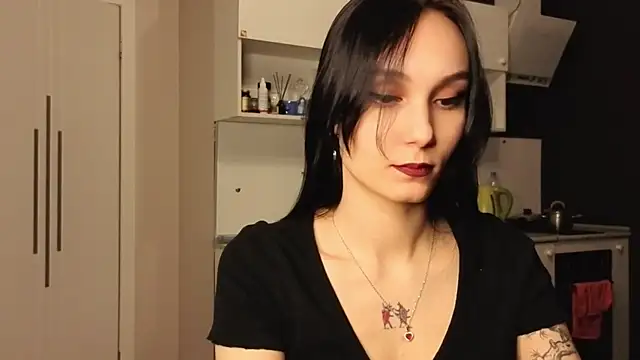 Aurisinst online show from April 3, 4:05 pm