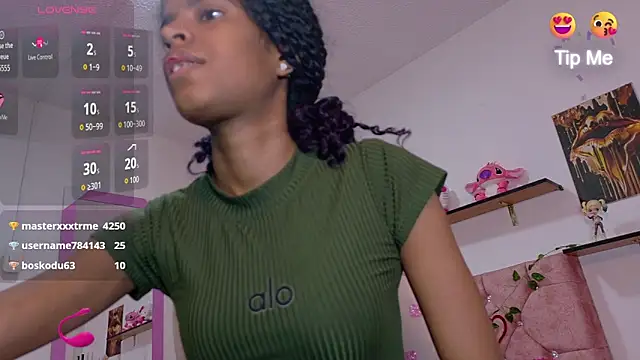 thianahorny online show from March 13, 1:34 pm