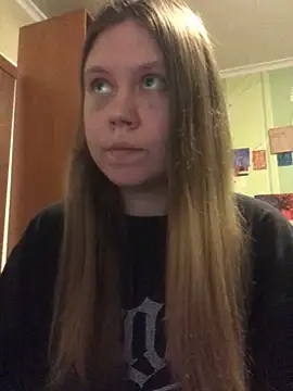 LunaVirelle online show from March 7, 8:16 pm