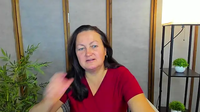 hottyannaa online show from October 14, 2:36 am