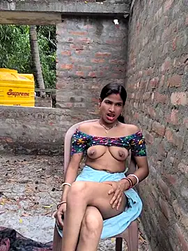 funnight4ubaby8456 online show from April 18, 10:07 am