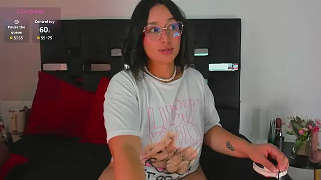 SussySunny  online show from February 11, 12:17 pm