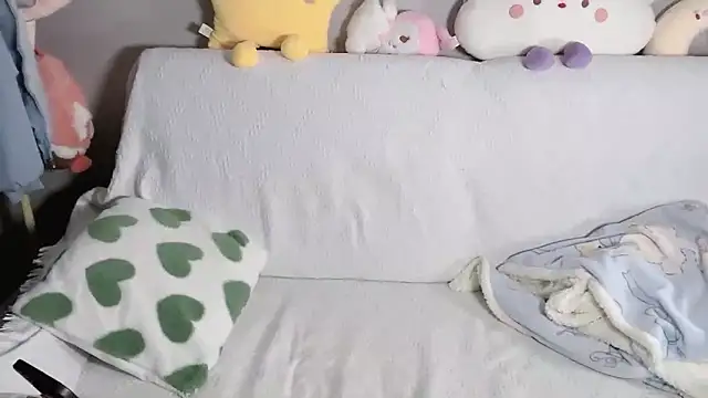 xiaoguaiss online show from November 19, 8:20 pm