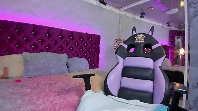 Miamiller 22 online show from November 20, 6:42 pm