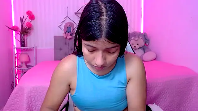 zara cute online show from April 15, 12:17 pm