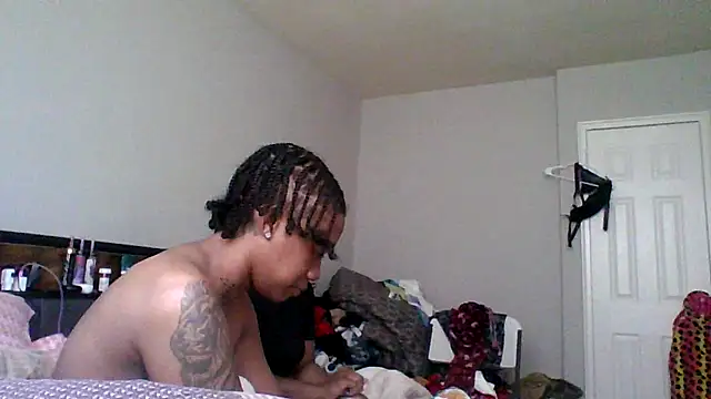 dezzidavill online show from March 1, 1:22 pm