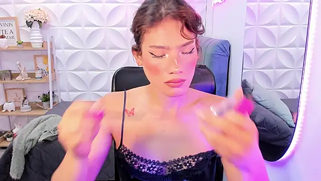 KassMonroe online show from June 4, 2:43 pm
