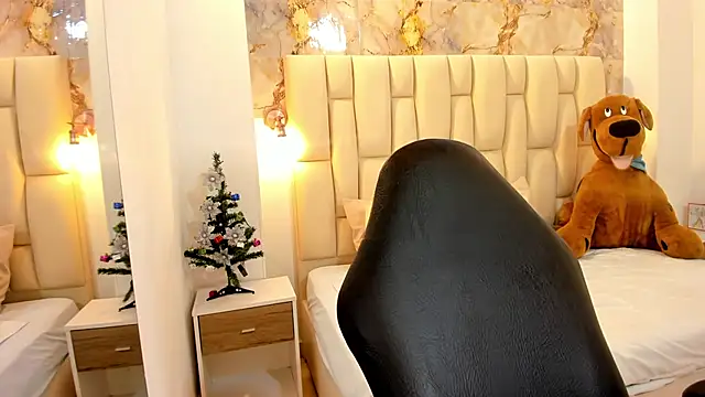 cloe 555 online show from December 17, 10:36 pm