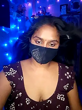 Sweet-Maddlina online show from March 18, 12:10 pm