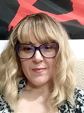 Amelialove42 online show from February 12, 7:59 pm