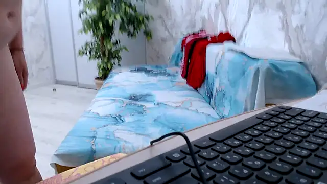Julia your Sweet online show from June 6, 6:36 pm
