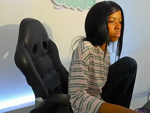 Dakota evans18 online show from October 21, 8:07 am