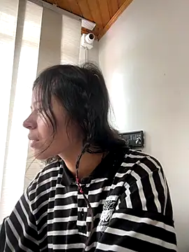 Ninfa pink online show from October 14, 3:14 pm