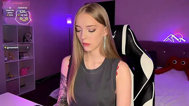 EvaPeace online show from April 19, 1:11 pm