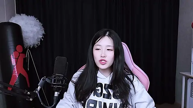 MISA 02 online show from November 5, 12:43 pm