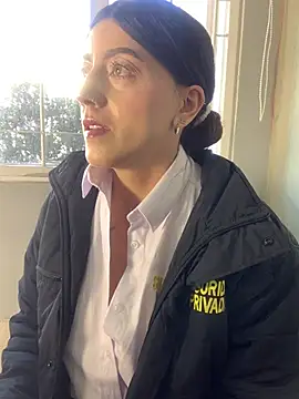 ElectraPink  online show from February 27, 1:55 pm