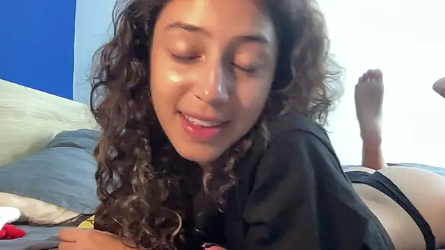 absoluthorrorfield online show from February 18, 2:21 am