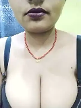 kiara-simmi online show from January 12, 6:35 pm