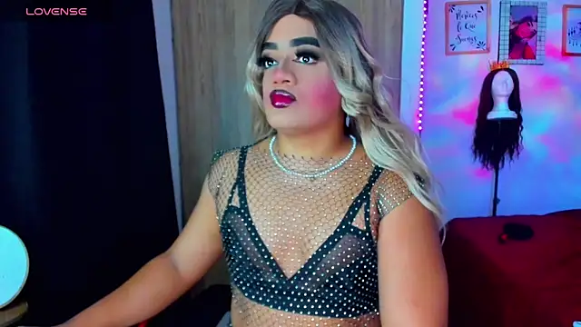 Sofiabigcock22 online show from March 8, 11:36 am