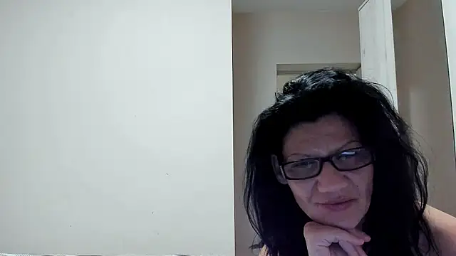 SweetSin40 online show from October 11, 7:05 pm