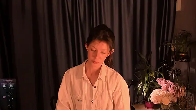 Soundless-Voice online show from October 12, 12:40 pm