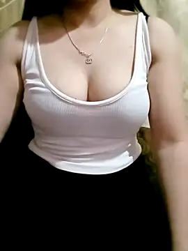 SansanCii online show from March 5, 9:10 pm