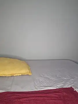 certifiedhottie2025 online show from January 6, 6:06 am