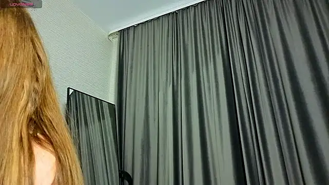 MissPompadure online show from January 15, 11:44 pm