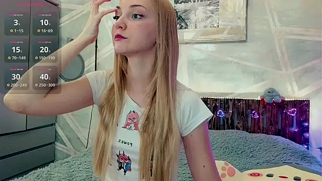 FoxyBlondie online show from November 6, 9:37 am