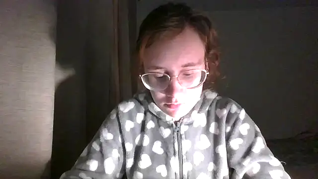 LuckySLove online show from January 17, 9:22 pm