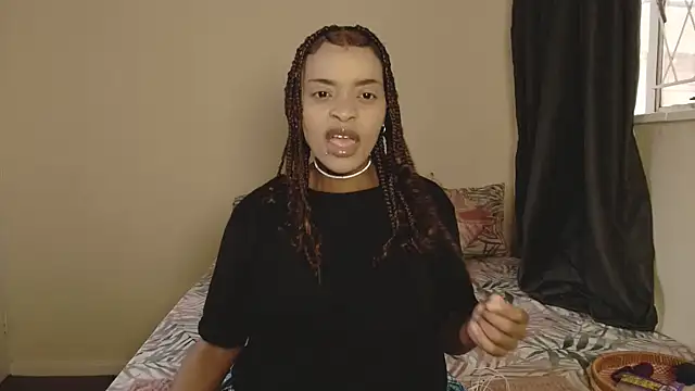 fifiqueen25 online show from March 5, 6:53 am