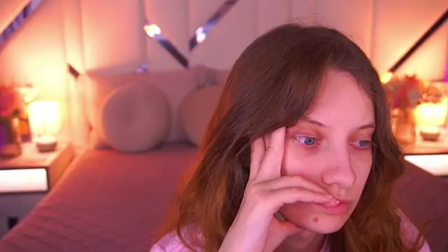 CuteeFoxy online show from March 31, 12:38 pm