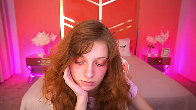 CuteeFoxy online show from November 25, 3:03 pm