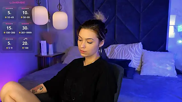 AlysiaSun  online show from April 13, 11:05 pm