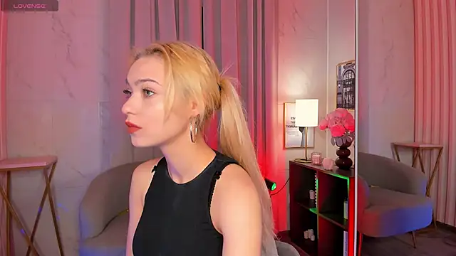 AlysiaSun  online show from May 28, 10:57 am