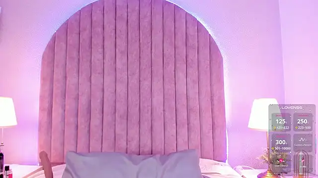 ShaylaDavis online show from November 19, 8:09 pm