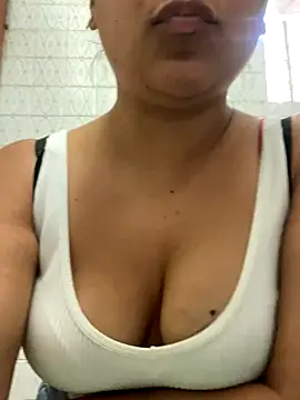 Techi0525 online show from October 20, 7:28 pm